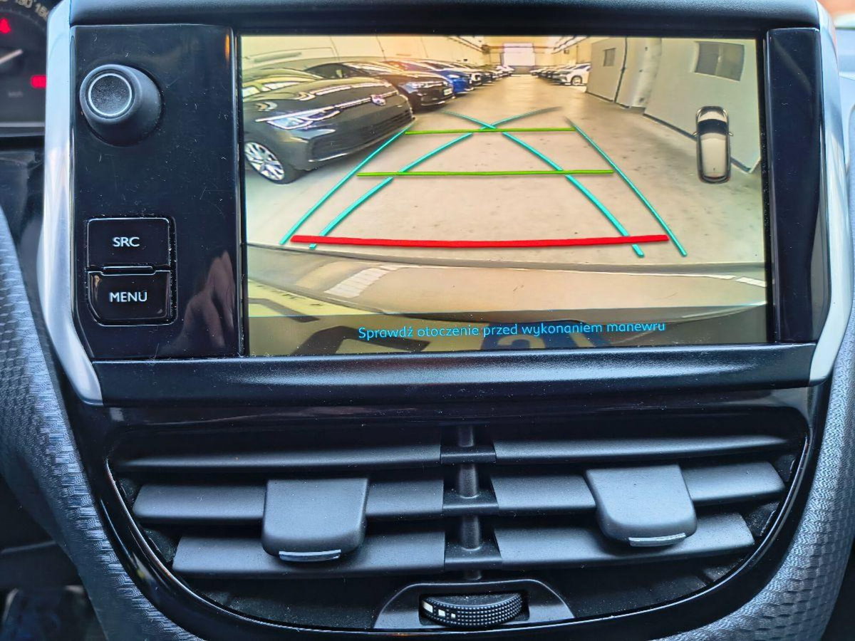 Peugeot 208 82 5 porte Touch (20)