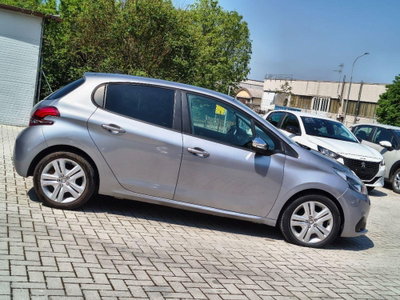 Peugeot 208 82 5 porte Touch (9)