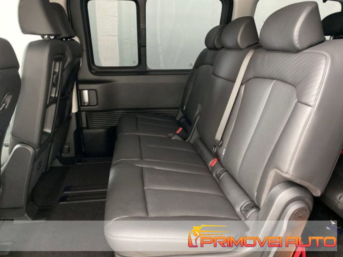Hyundai Staria 2.2 awd auto (2)