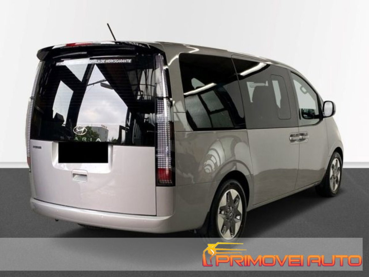 Hyundai Staria 2.2 awd auto (4)