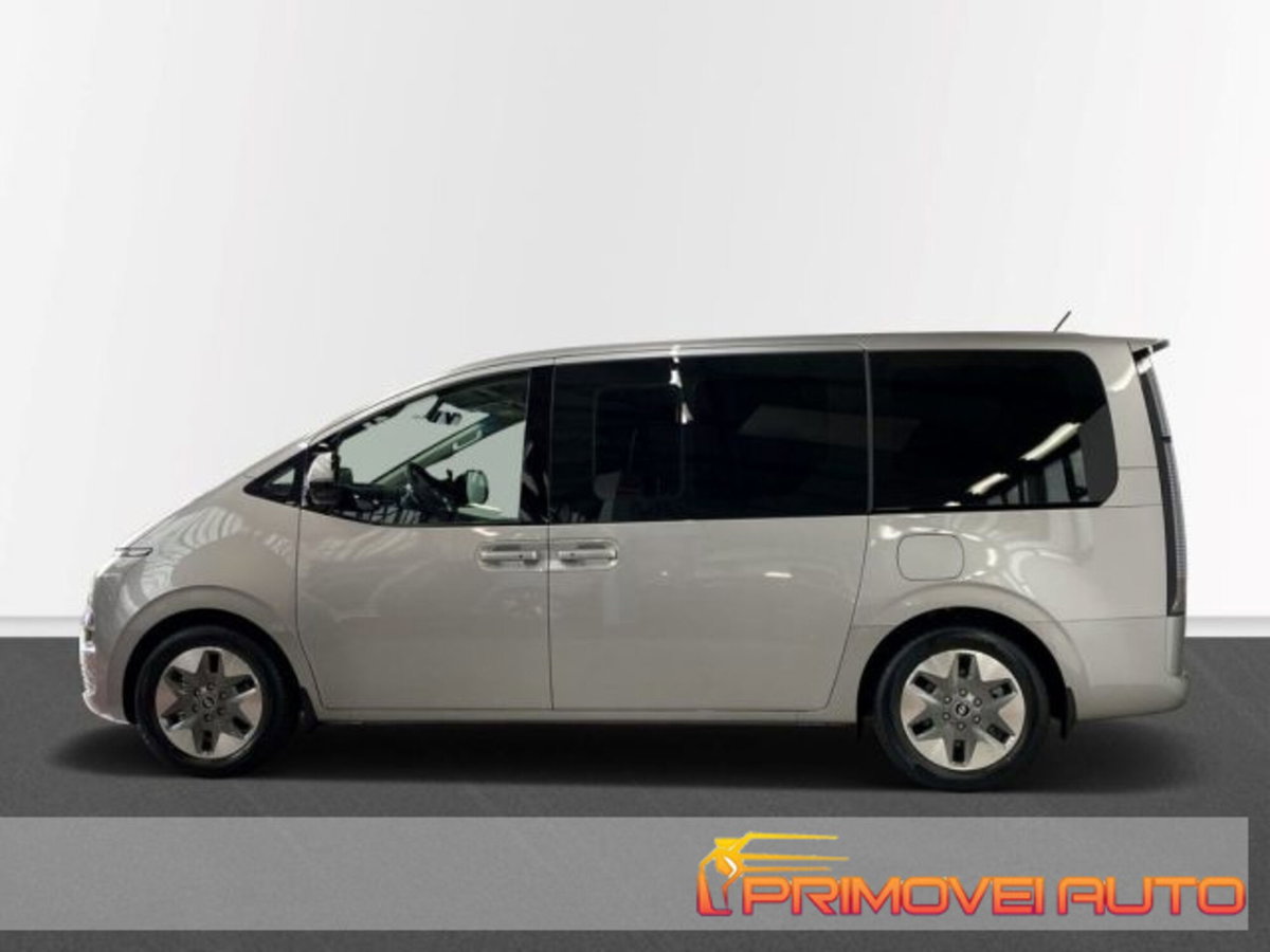 Hyundai Staria 2.2 awd auto (5)