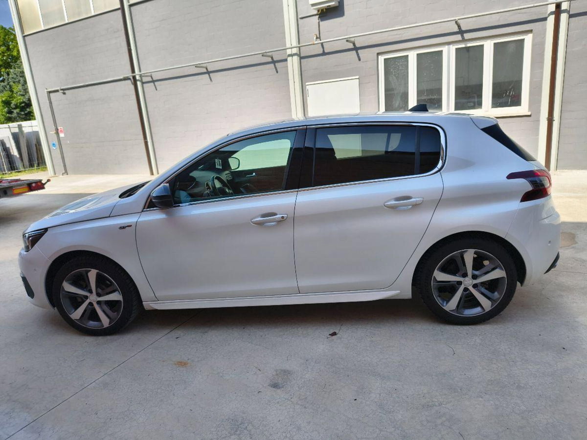 Peugeot 308 PureTech Turbo 130 S&S EAT6 GT Line (5)