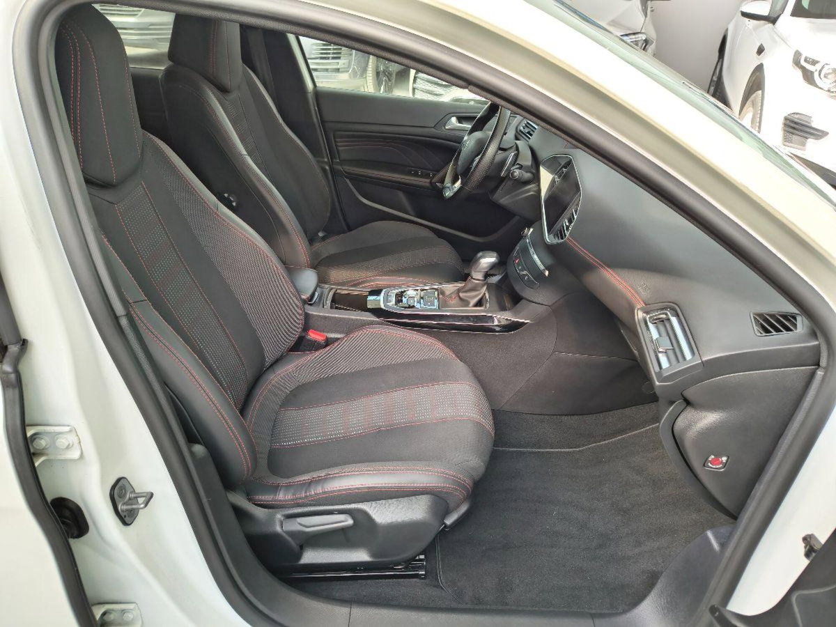 Peugeot 308 PureTech Turbo 130 S&S EAT6 GT Line (8)
