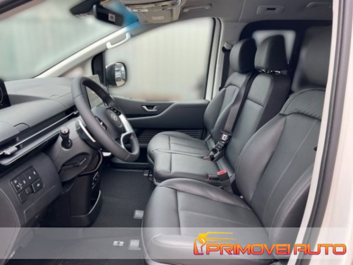 Hyundai Staria 2.2 awd auto (2)