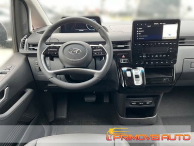 Hyundai Staria 2.2 awd auto (4)
