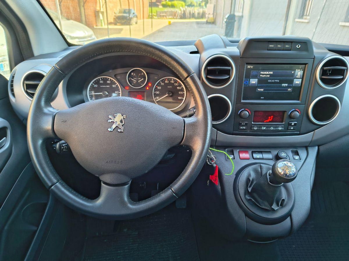 Peugeot Partner VTi 120 Outdoor (16)