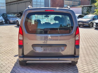 Peugeot Partner VTi 120 Outdoor (7)