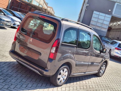 Peugeot Partner VTi 120 Outdoor (8)