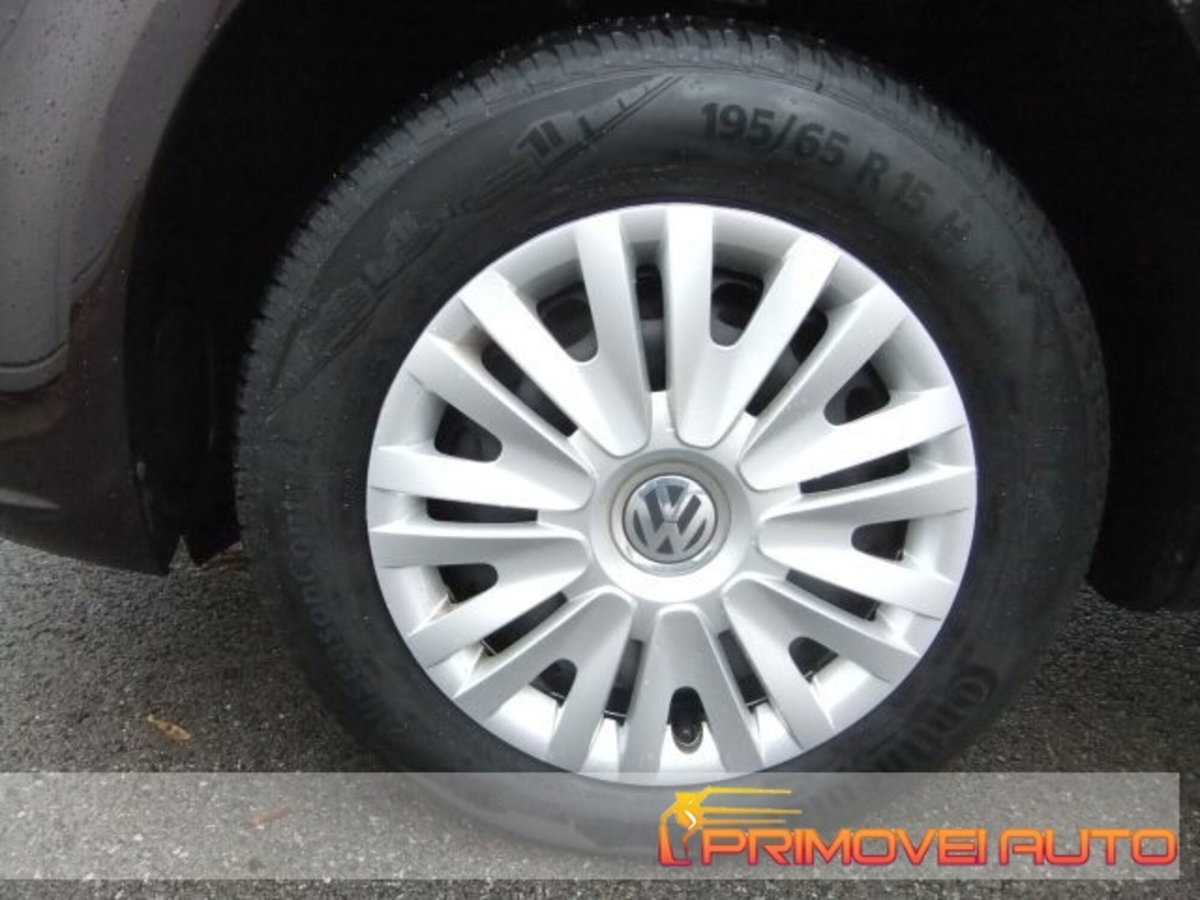 Volkswagen Caddy 2.0 TDI 102 CV DSG Trendline (13)