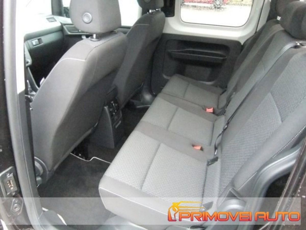 Volkswagen Caddy 2.0 TDI 102 CV DSG Trendline (3)