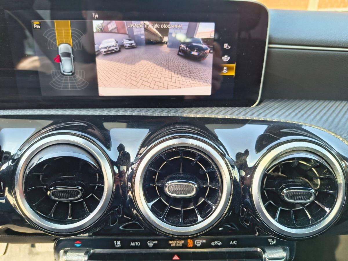 Mercedes-Benz Classe A 160 Business (19)