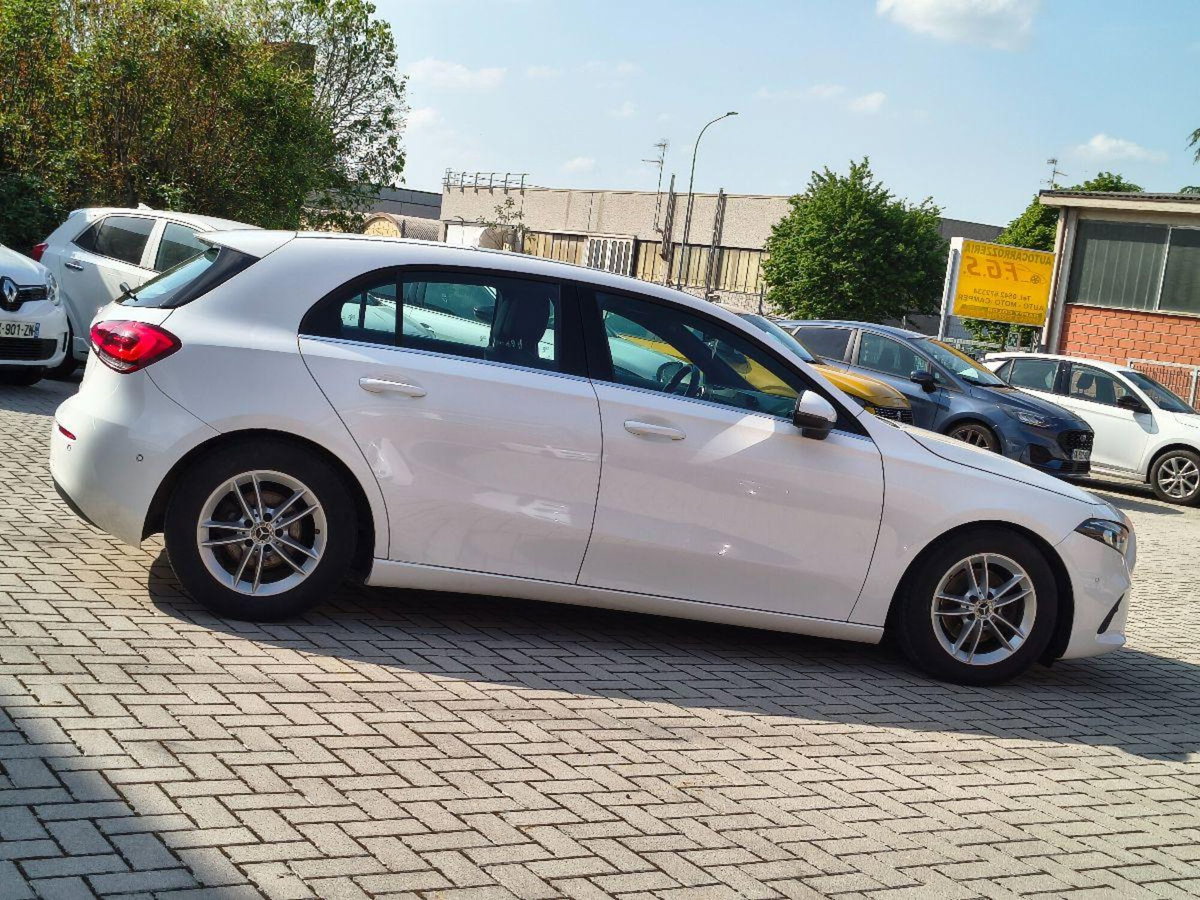 Mercedes-Benz Classe A 160 Business (9)