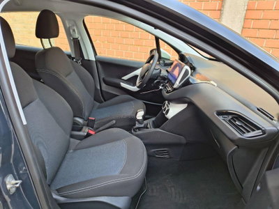 Peugeot 208 VTi 68 CV 5 porte Access (10)