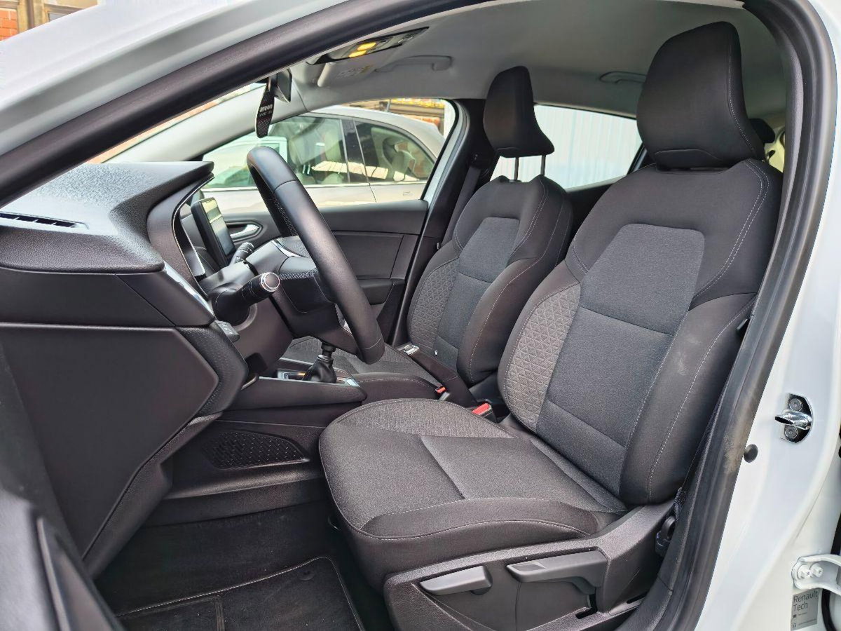 Renault Clio TCe 90 CV 5 porte Intens (16)
