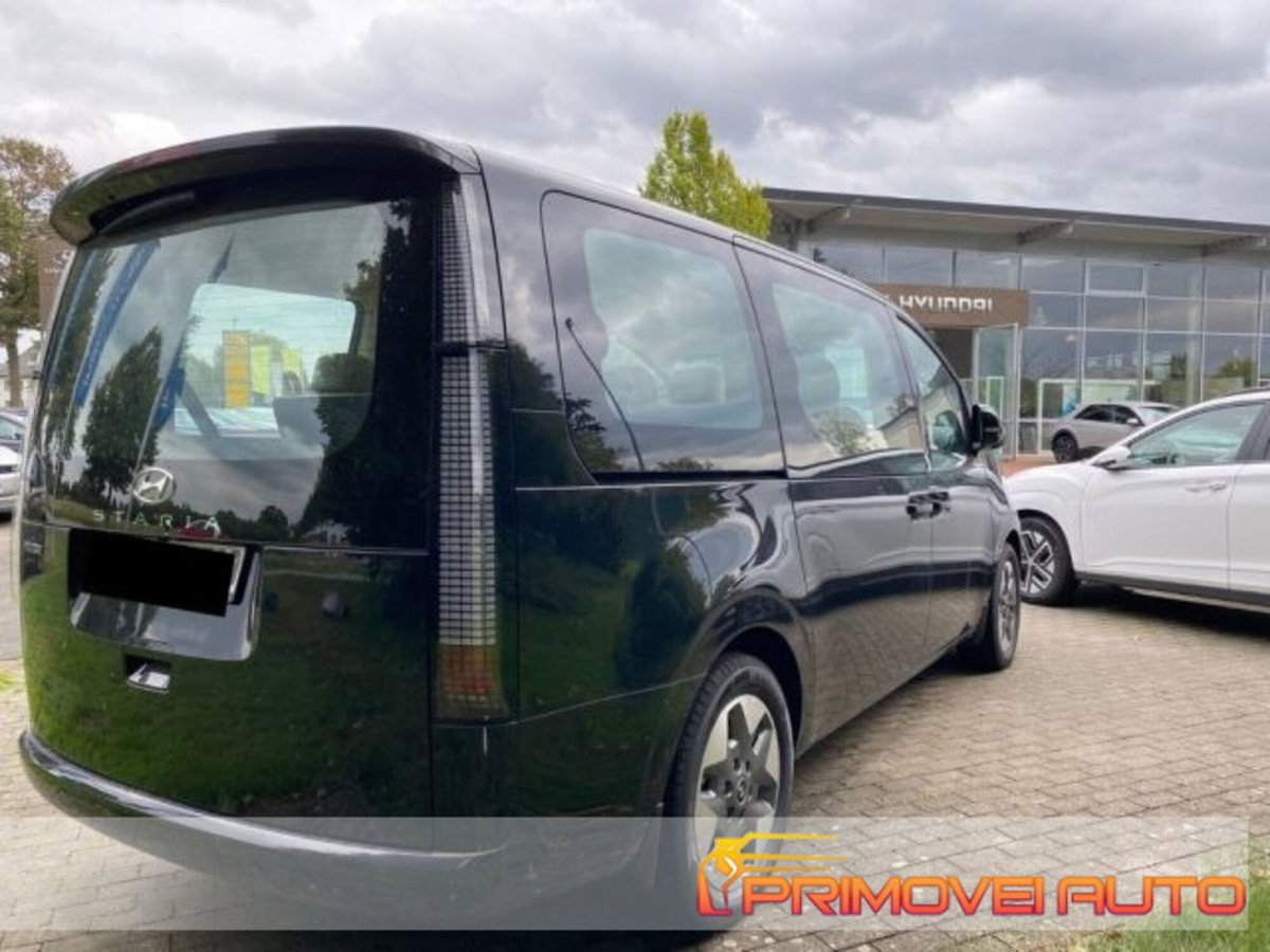 Hyundai Staria 2.2 awd auto (5)