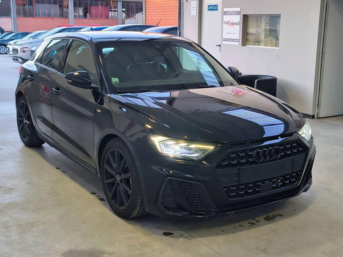 Audi A1 Sportback 30 TFSI S line edition