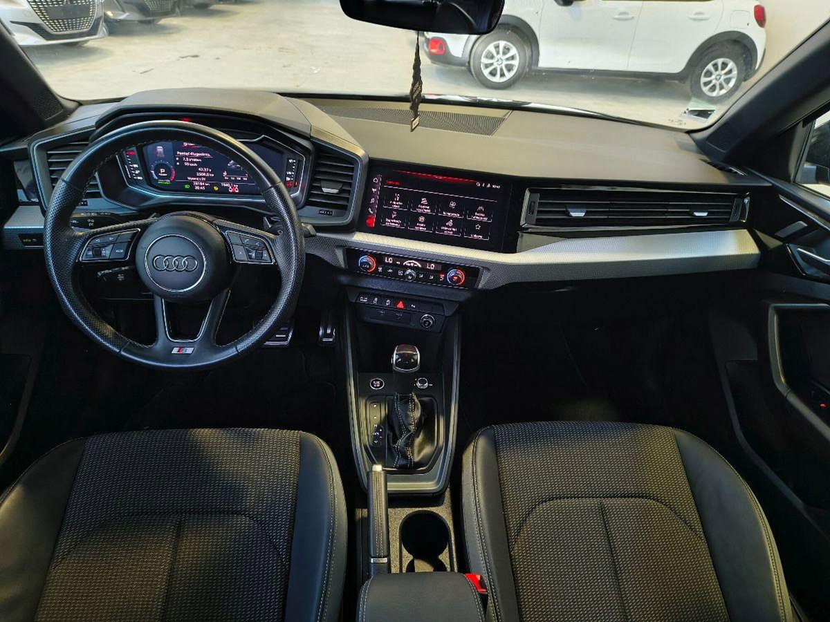Audi A1 Sportback 30 TFSI S line edition (13)