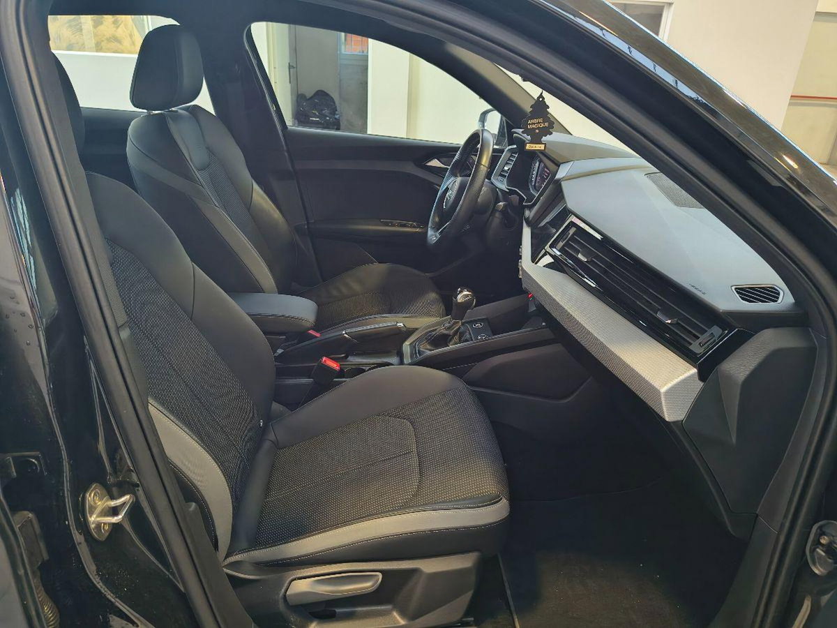 Audi A1 Sportback 30 TFSI S line edition (9)