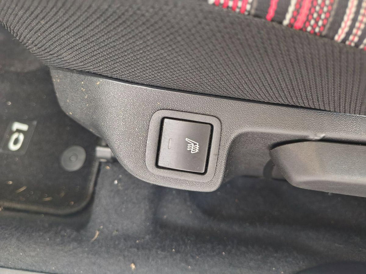 Citroen C1 C1 VTi 72 5 porte Feel (16)