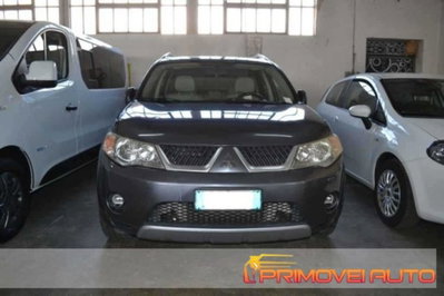 Mitsubishi Outlander 2.0 DI-D Instyle 7 p.ti DPF (4)