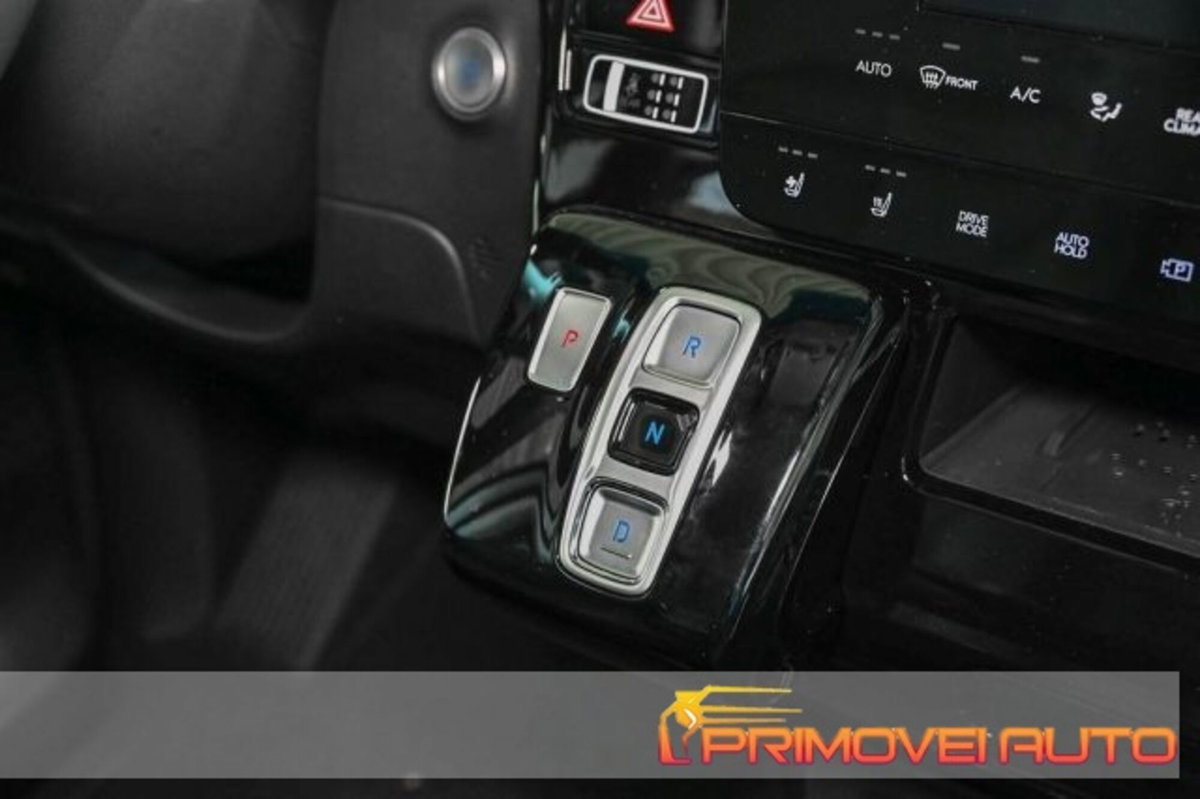 Hyundai Staria 2.2 2wd auto (6)