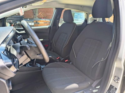 Ford Fiesta 1.1 85 CV 5 porte Plus (14)