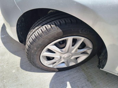 Ford Fiesta 1.1 85 CV 5 porte Plus (18)