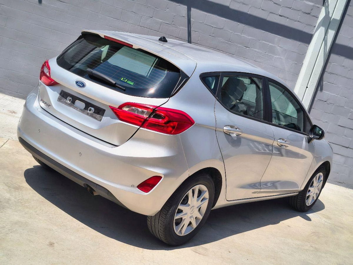 Ford Fiesta 1.1 85 CV 5 porte Plus (6)