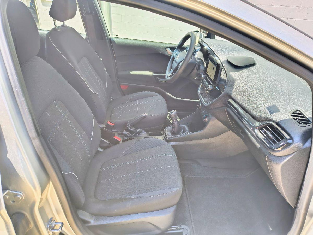 Ford Fiesta 1.1 85 CV 5 porte Plus (8)
