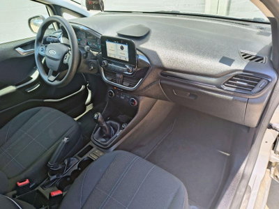 Ford Fiesta 1.1 85 CV 5 porte Plus (9)