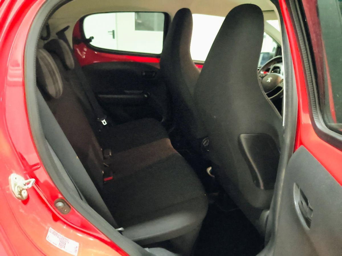 Peugeot 108 72 5 porte Style (11)