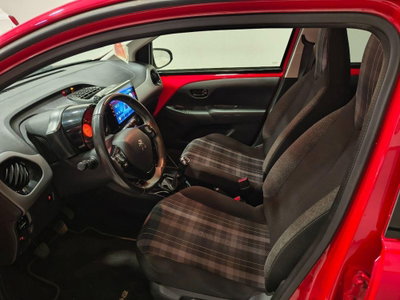 Peugeot 108 72 5 porte Style (16)