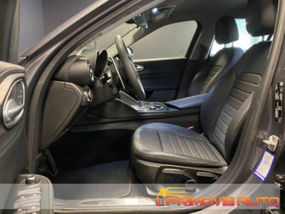 Alfa Romeo Giulia 2.2 Turbodiesel 150 CV AT8 Business (3)