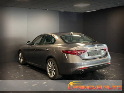 Alfa Romeo Giulia 2.2 Turbodiesel 150 CV AT8 Business (8)