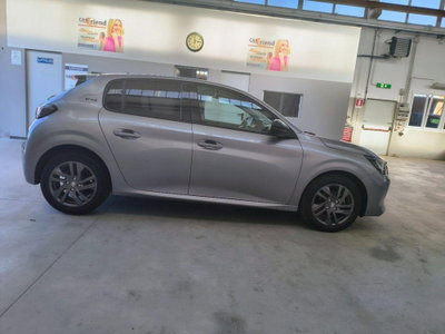 Peugeot 208 PureTech 75 Stop&Start 5 porte Like (8)
