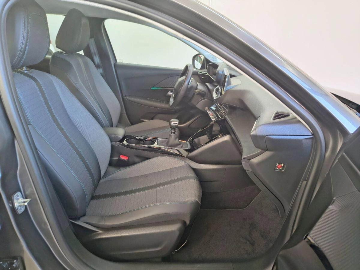 Peugeot 208 PureTech 100 Stop&Start EAT8 5 porte Allure Pack (10)