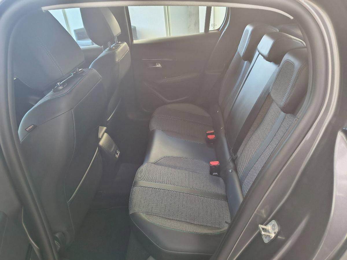 Peugeot 208 PureTech 100 Stop&Start EAT8 5 porte Allure Pack (13)