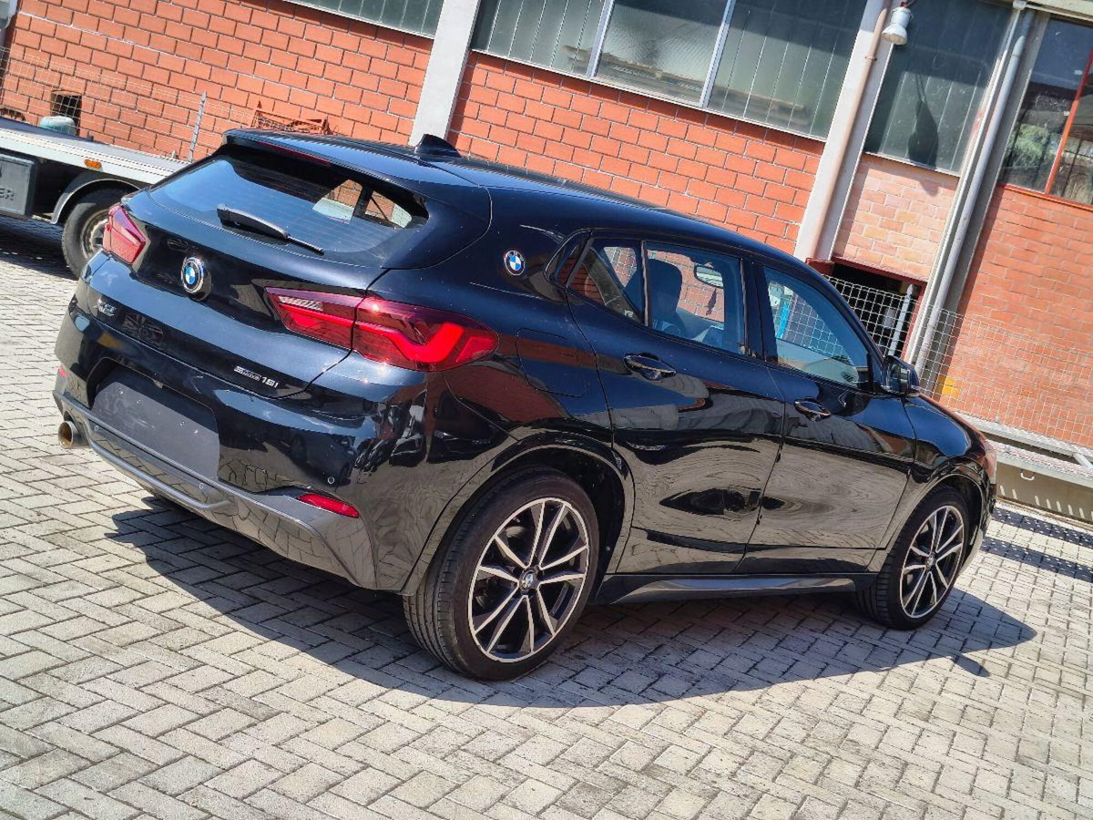 BMW X2 sDrive18i Advantage (7)