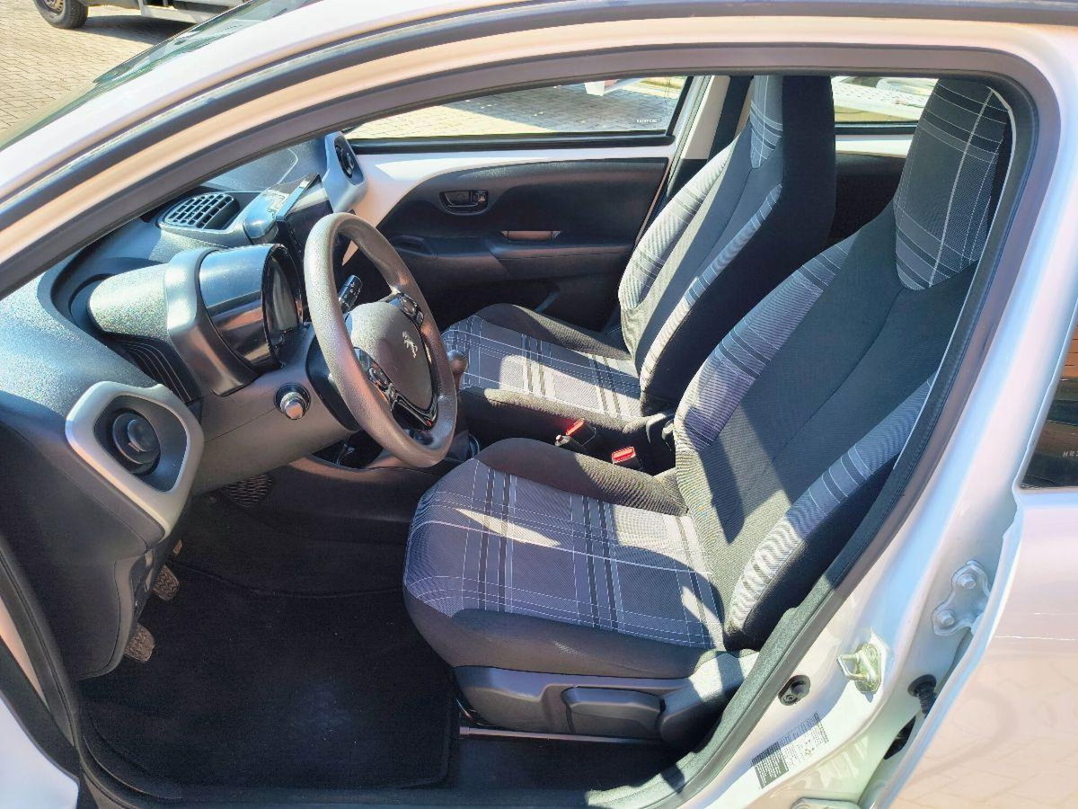 Peugeot 108 82 5 porte Active (16)