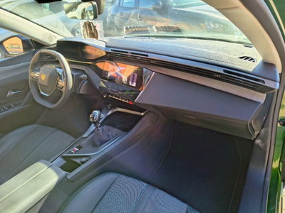 Peugeot 308 PureTech Turbo 130 S&S Allure Pack (11)