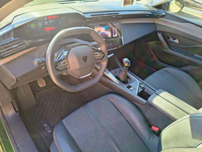 Peugeot 308 PureTech Turbo 130 S&S Allure Pack (18)