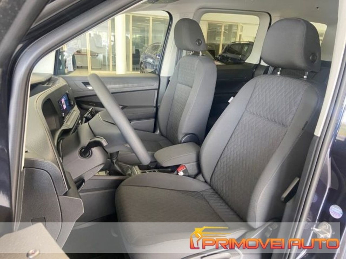 Volkswagen Caddy 2.0 TDI 102 CV (5)