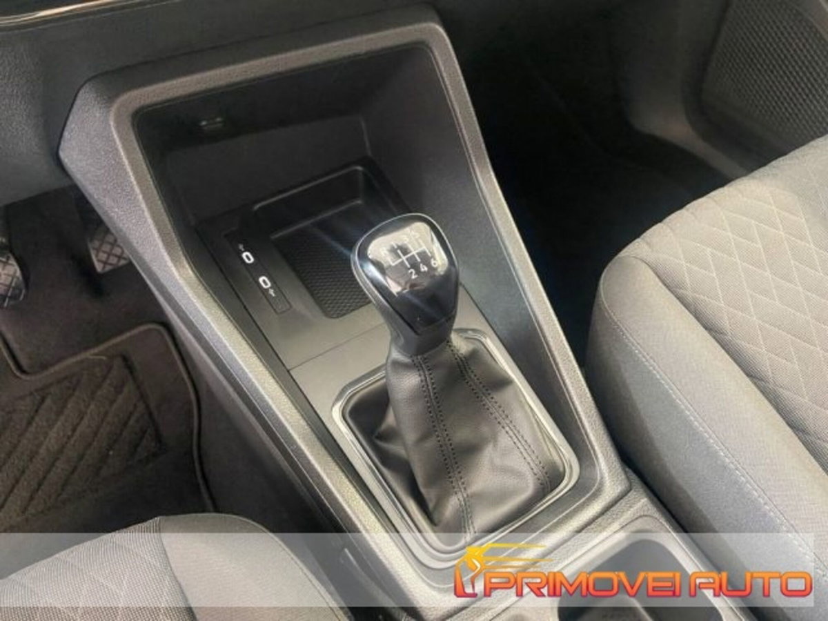 Volkswagen Caddy 2.0 TDI 102 CV (8)