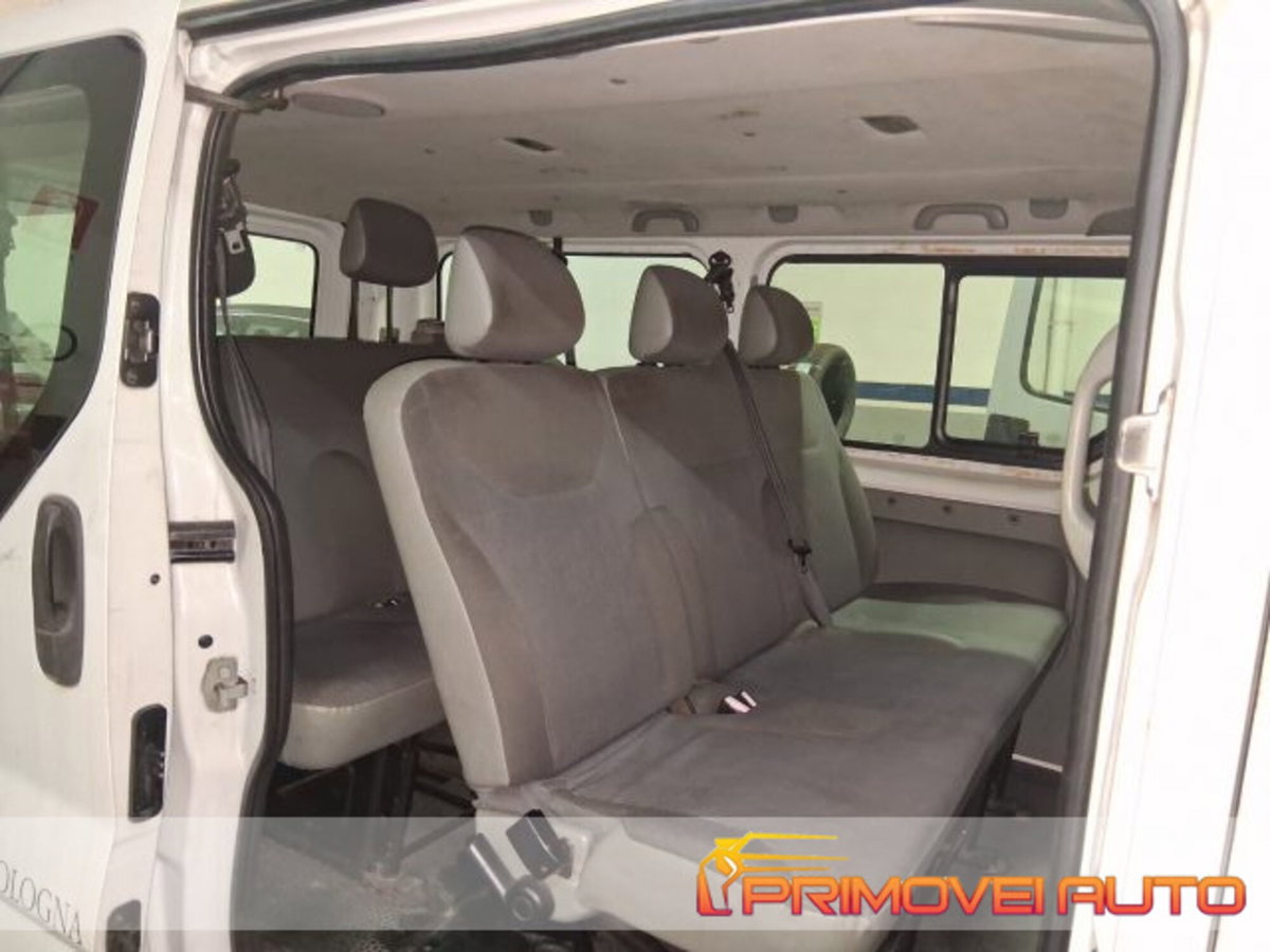 Opel Vivaro Furgone 27 2.0 CDTI PC-TN Combi 9 posti Fap (12)