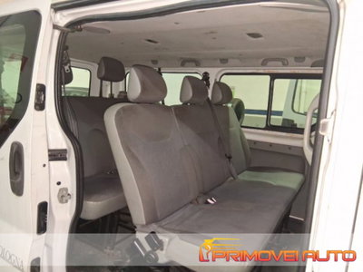 Opel Vivaro Furgone 27 2.0 CDTI PC-TN Combi 9 posti Fap (12)
