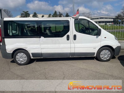 Opel Vivaro Furgone 27 2.0 CDTI PC-TN Combi 9 posti Fap (2)