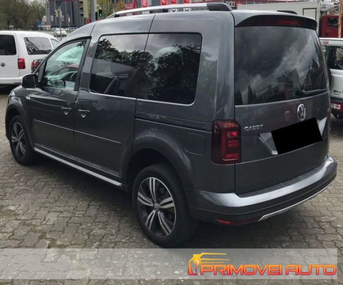 Volkswagen Caddy 2.0 TDI 150 CV (10)