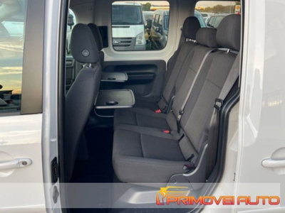 Volkswagen Caddy 2.0 TDI 150 CV DSG (4)