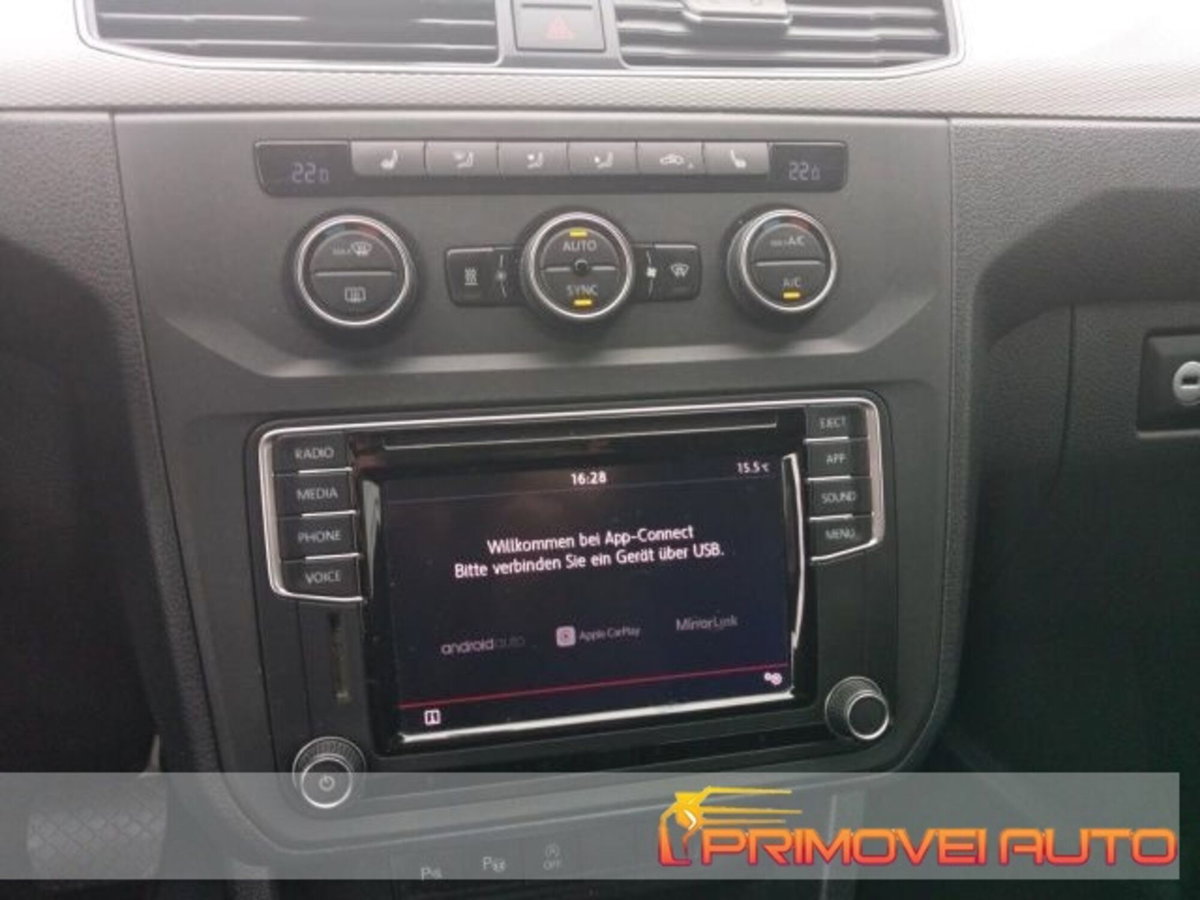 Volkswagen Caddy 1.4 TSI DSG Trendline Maxi (11)