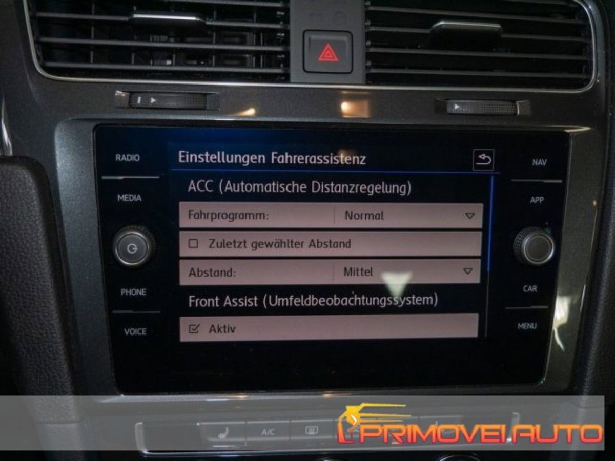 Volkswagen Golf 1.6 TDI 115 CV 5p. Business BlueMotion Technology (11)